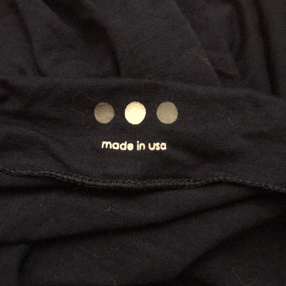 Three dots top - Picture 3 of 4